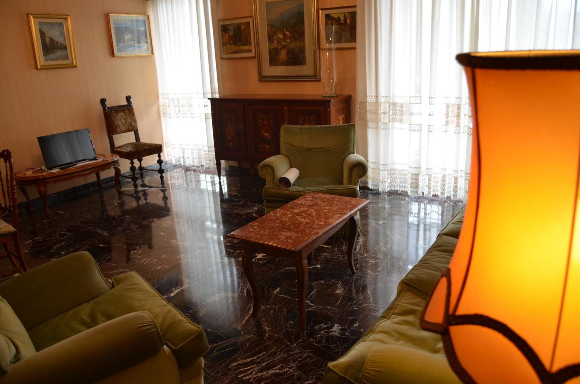 Eleganza Vicino Al Centro Di Torinoアパートメント エクステリア 写真